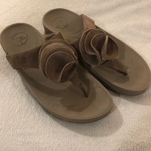 Fitflop taupe leather straps